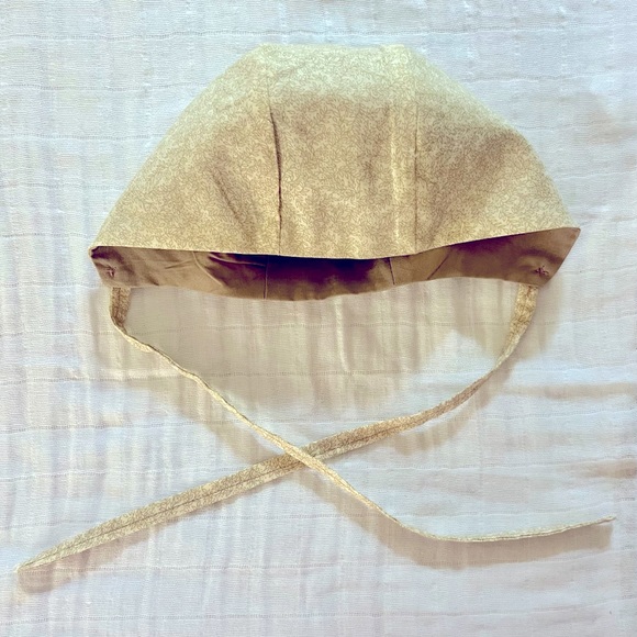 Handmade Light Brown/Cream Reversible Baby Bonnet 🤍🤍 - Picture 2 of 3